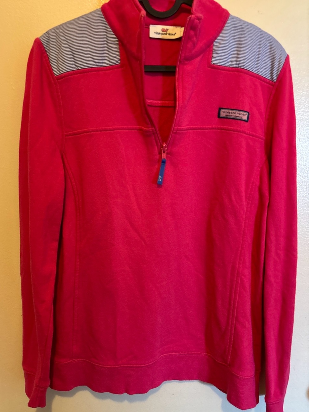 Vineyard Vines Hot Pink Quarter Zip Poplin Pullover. US Women Size Medium. EUC